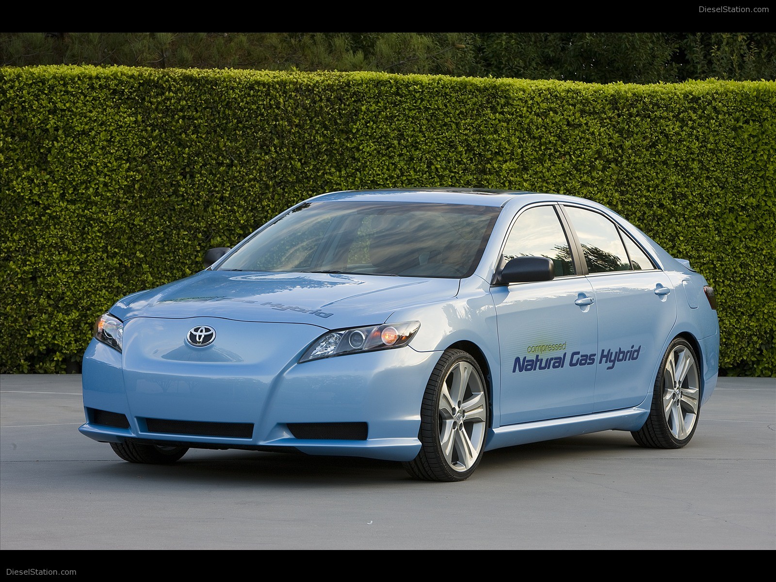 Toyota Camry Hybrid Concept 2009